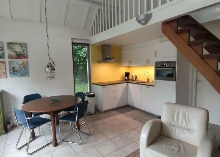 Rustige In Zuid-limburg Сasa de vacaciones Simpelveld